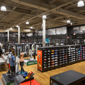 Dick's Sporting Goods At Sunrise Mall